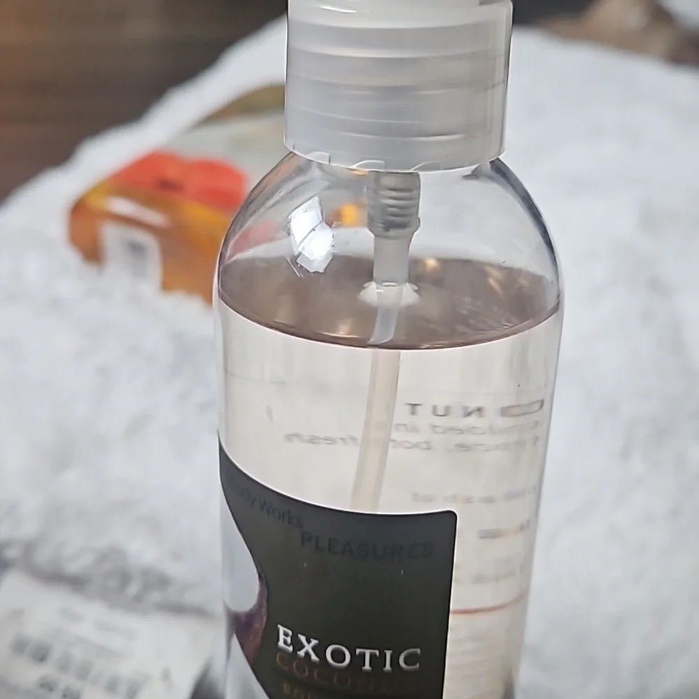 Bath and Body Works Exotic Coconut Retired Shower Gel and Splash